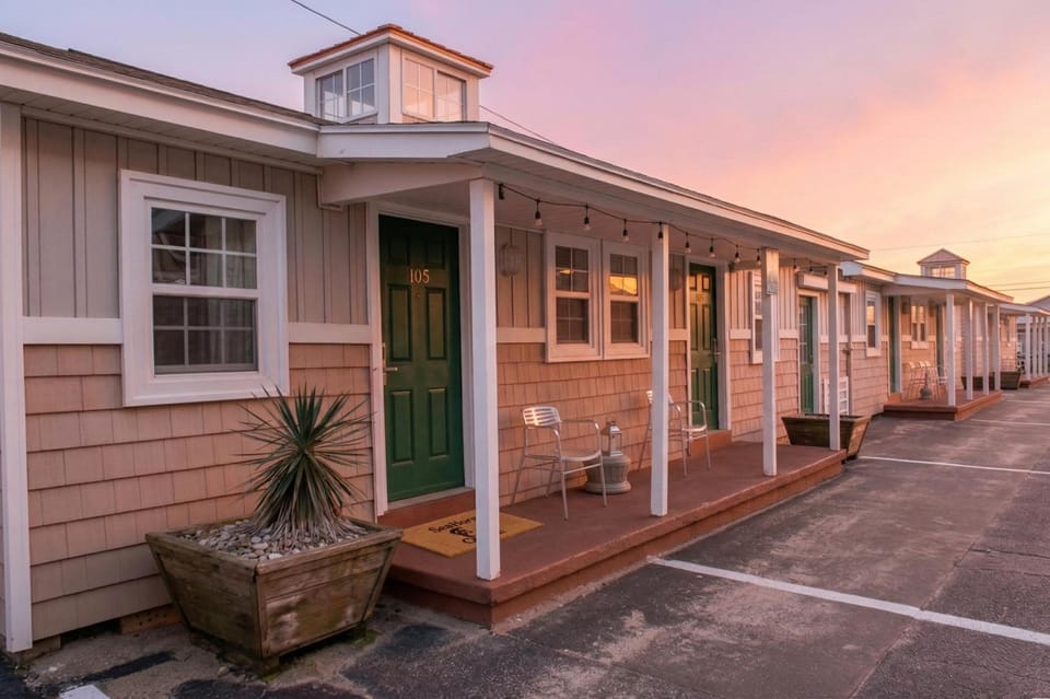Sea Horse Inn and Cottages Hotel in Nags Head