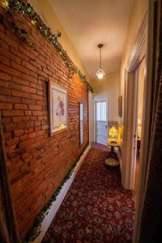 Spencer House Bed & Breakfast Hotel in Erie