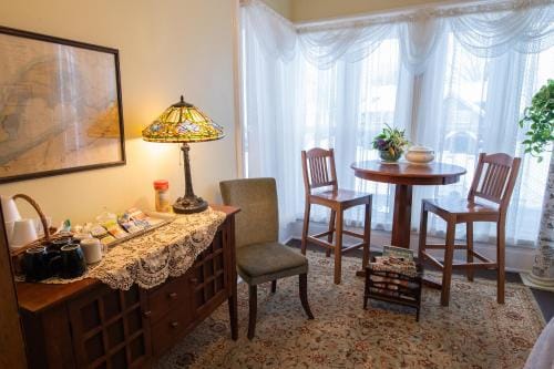 Spencer House Bed & Breakfast Hotel in Erie