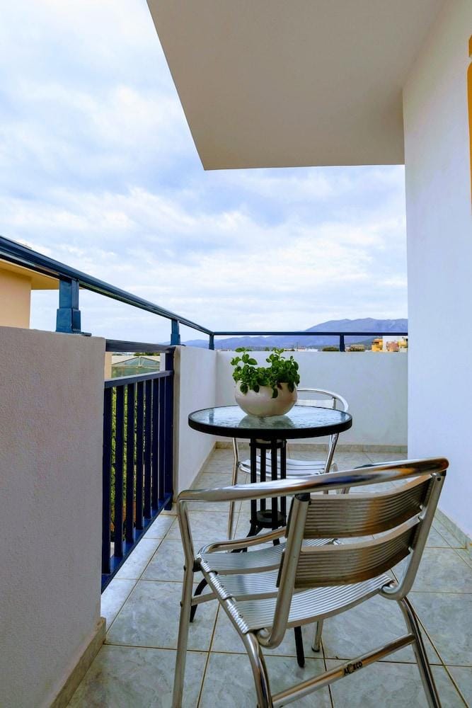 Eltina Hotel Hotel in Malia, Crete