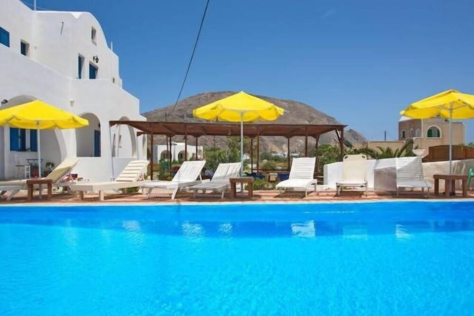 Santorini Breeze Hotel in Perissa
