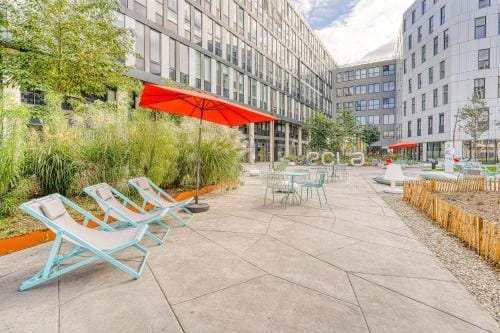 ECLA Campus Hotel in Massy
