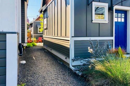 Lemon Door Micro-Loft Hotel in Portland