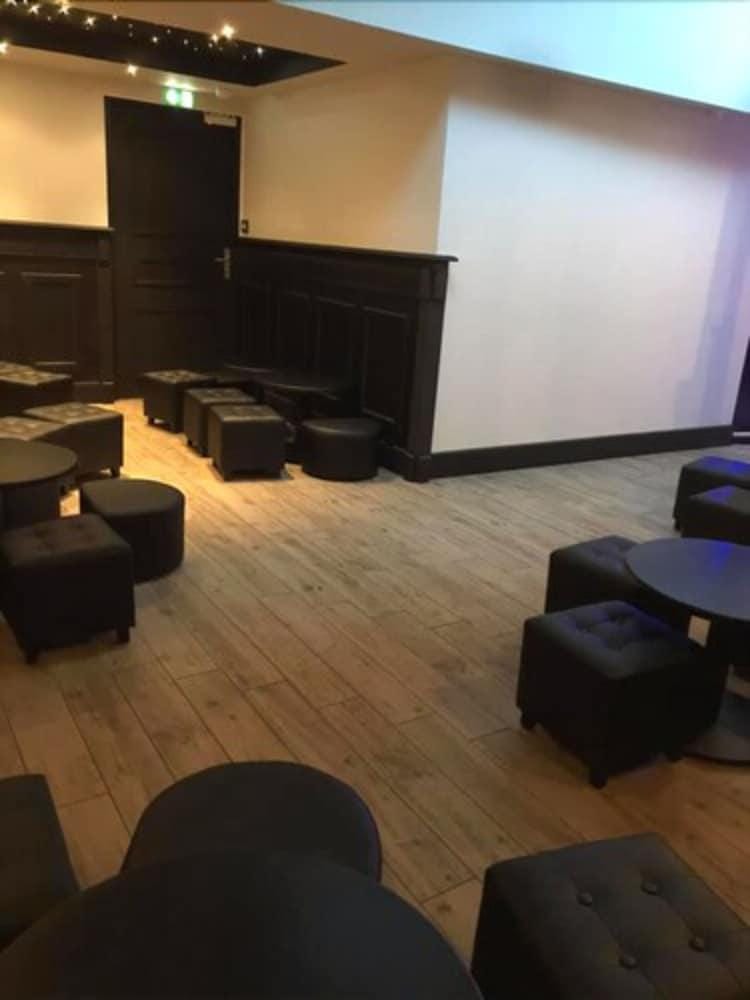 Hotel Le Casabianca Hotel in Moulins