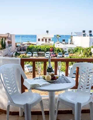 Alexandra Apartments Hotel in Stalida