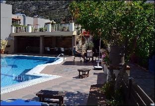 La Luna Apartments Hotel in Stalida