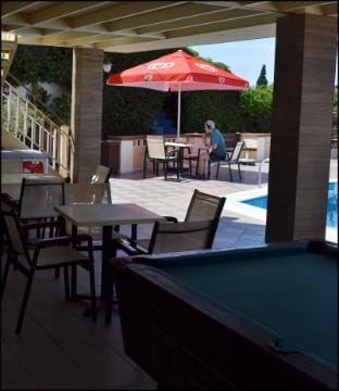 La Luna Apartments Hotel in Stalida