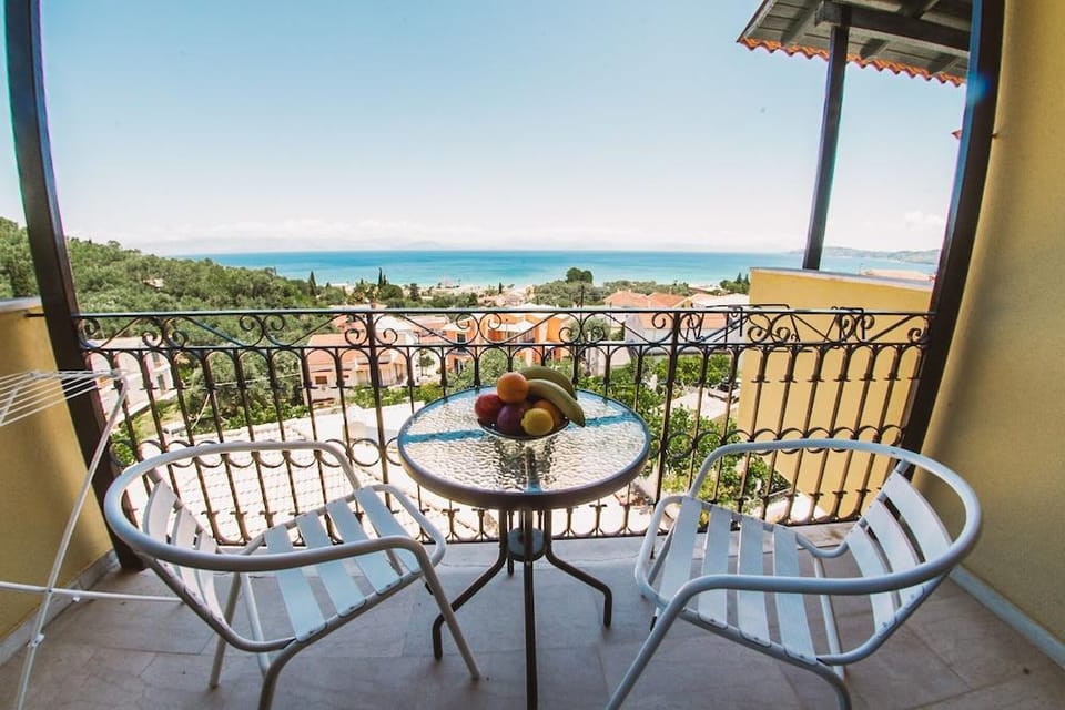 Avra Paradise Aparthotel Hotel in Moraitika