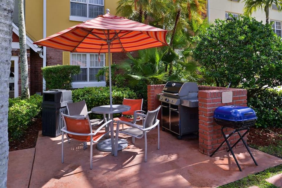 Candlewood Suites Miami Lakes, an IHG Hotel Hotel in Miami Lakes