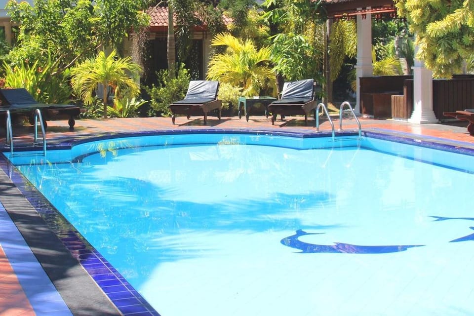 Relax Resort Villa Hotel in Western Province