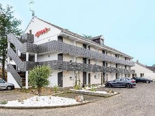 Adams Hotel Hotel in Nouvelle-Aquitaine