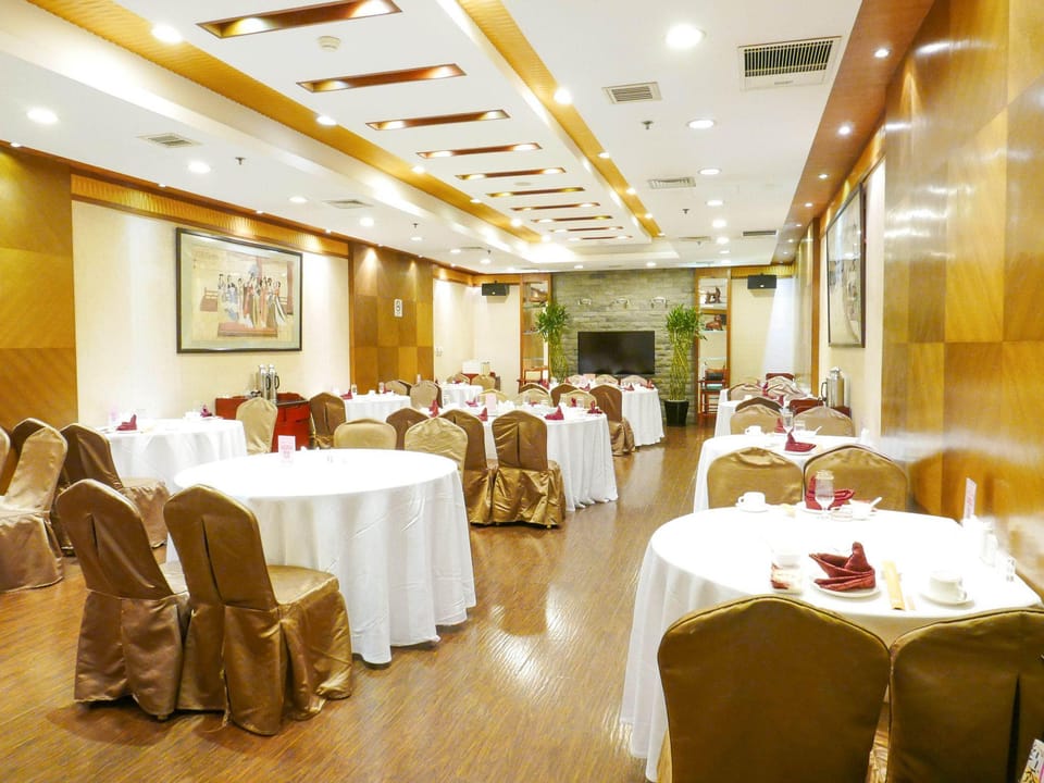 Shaanxi Business Hotel Hotel in Shanghai