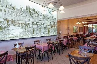 Logis Hotel du Commerce Hotel in Autun