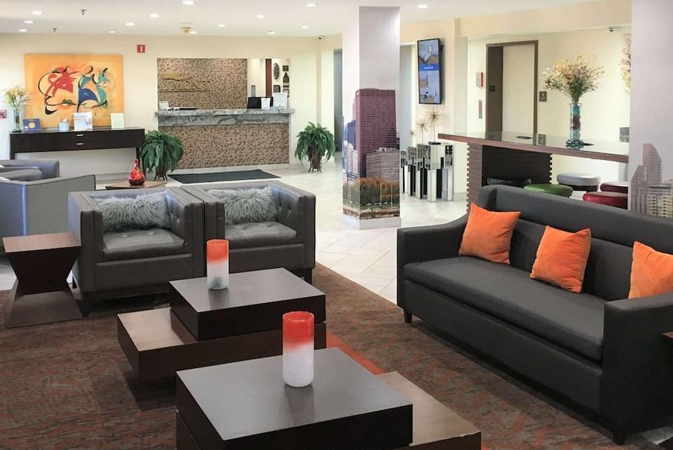 Baymont Inn & Suites Chicago/Alsip Hotel in Crestwood