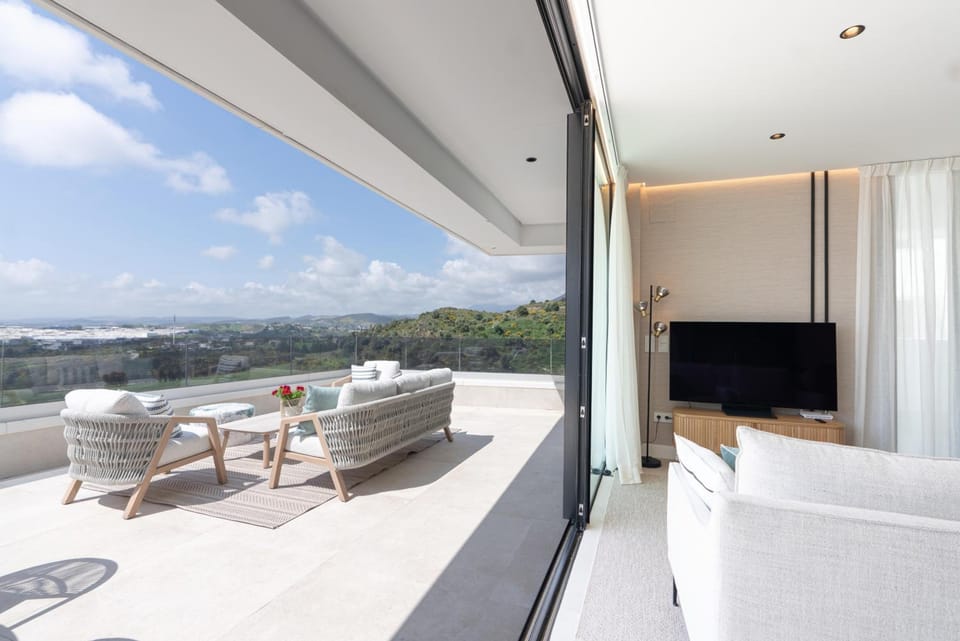 Estepona Holiday Hills Apartment hotel in Costa del Sol