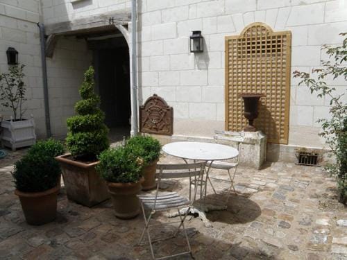 La Closerie Saint Jacques Hotel in Loches