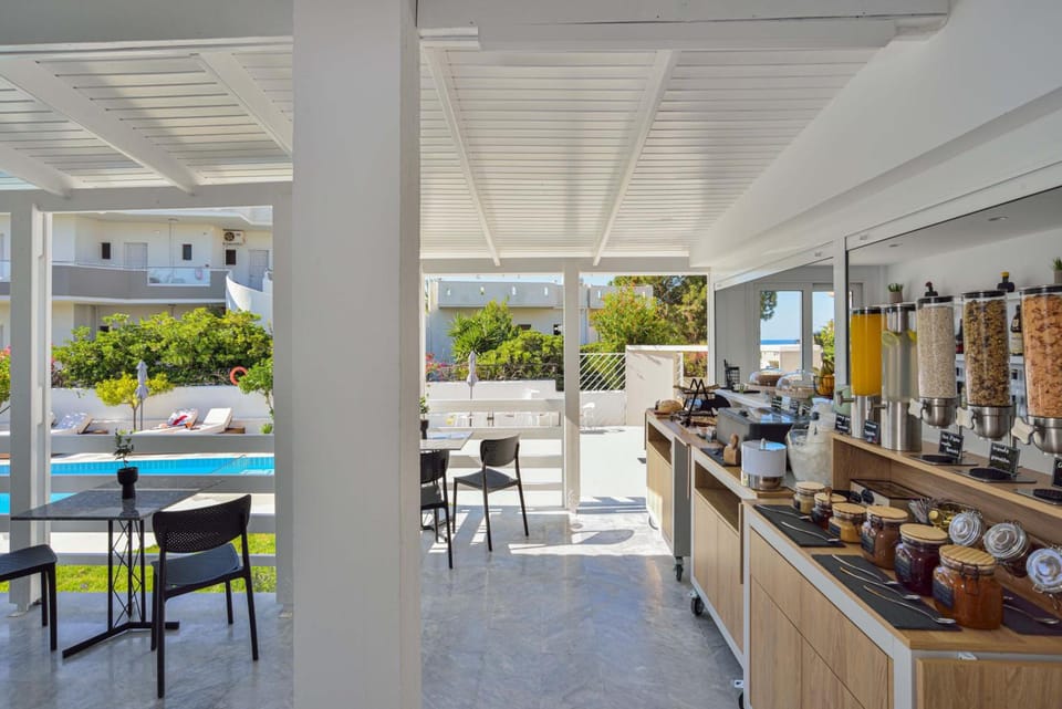 Eloque Simple living space Apartment hotel in Crete