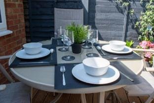 121 Studio Hotel in East Hertfordshire District