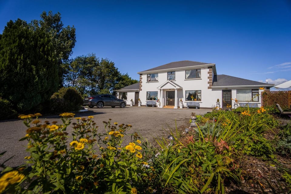 Castle View House Hotel in County Clare