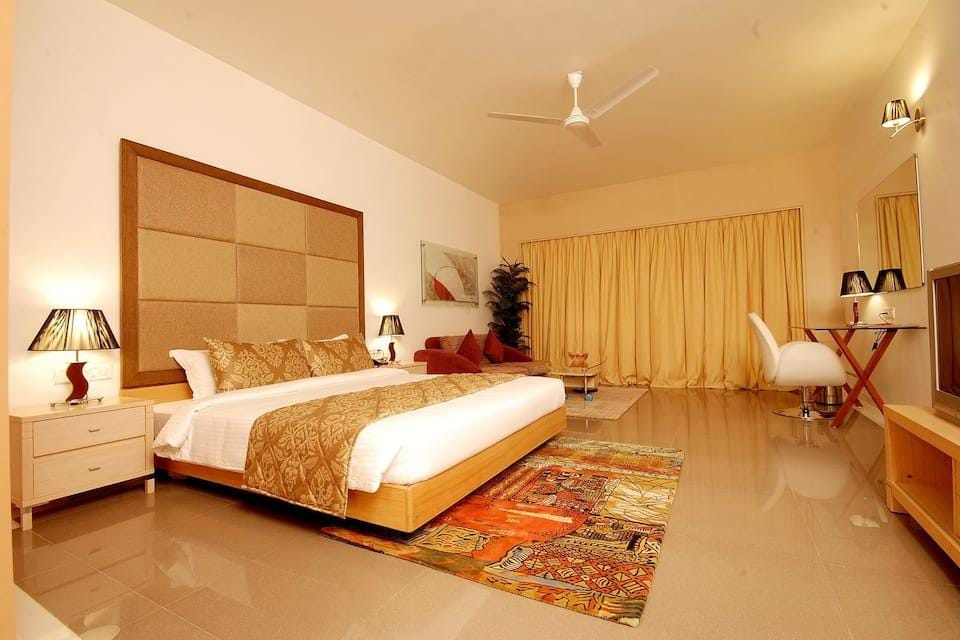 Seasons Hotel in Gujarat