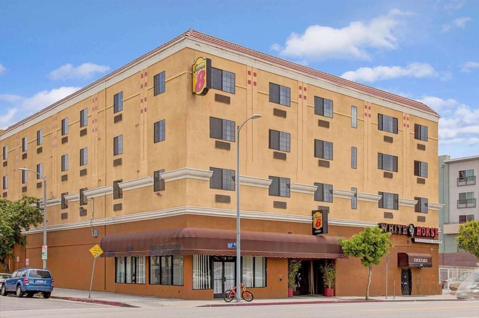 Super 8 Hollywood/LA Area Hotel in Los Feliz