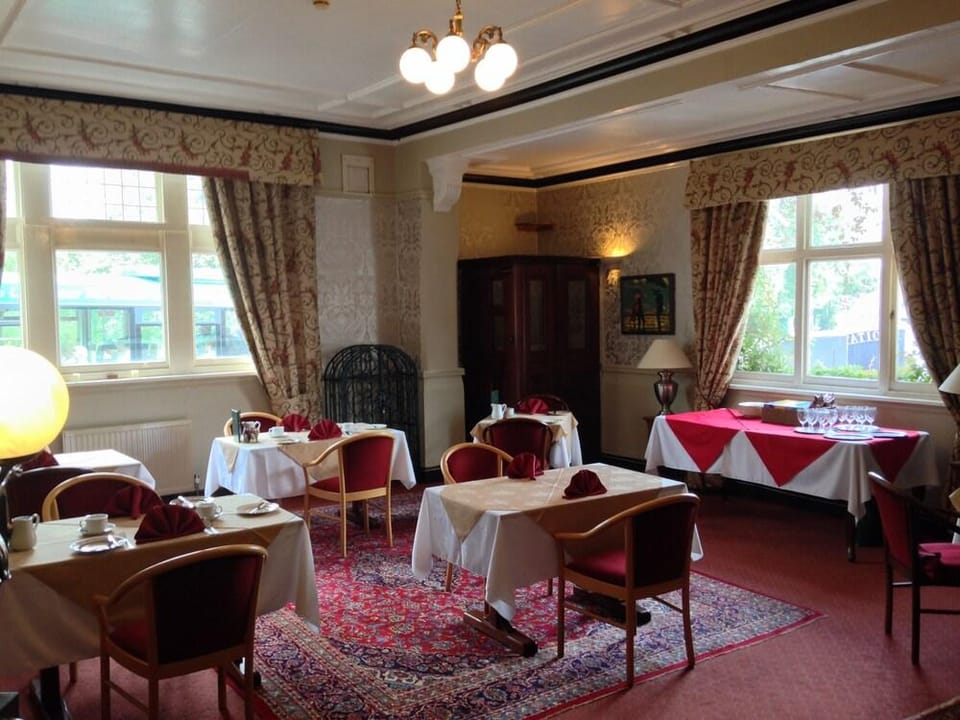 The Station Hotel Hotel in East Staffordshire District
