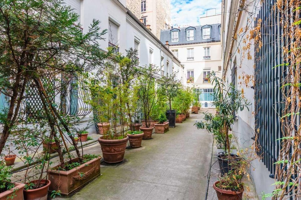 Spacious apartment - 3BR/8P - Place de la Bastille Resort in Paris