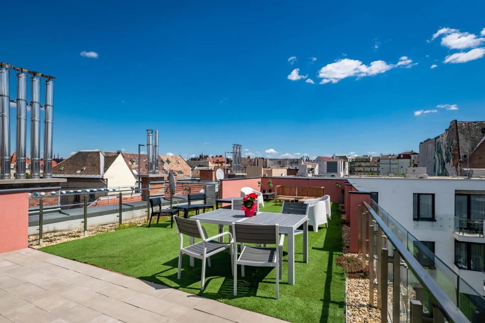Elisabeth Downtown Apartments by FirstHost Apartment hotel in Budapest