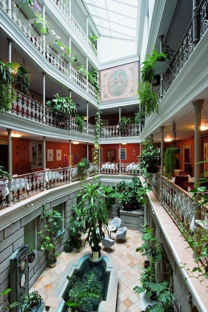Atrium-Hotel Blume Hotel in Baden