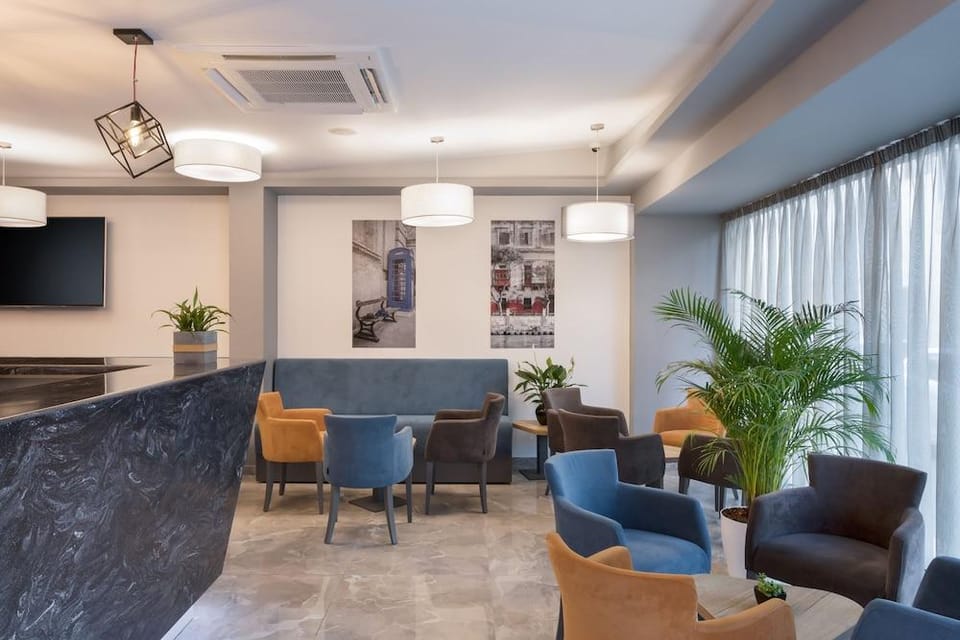 ST Azur Hotel Hotel in Sliema