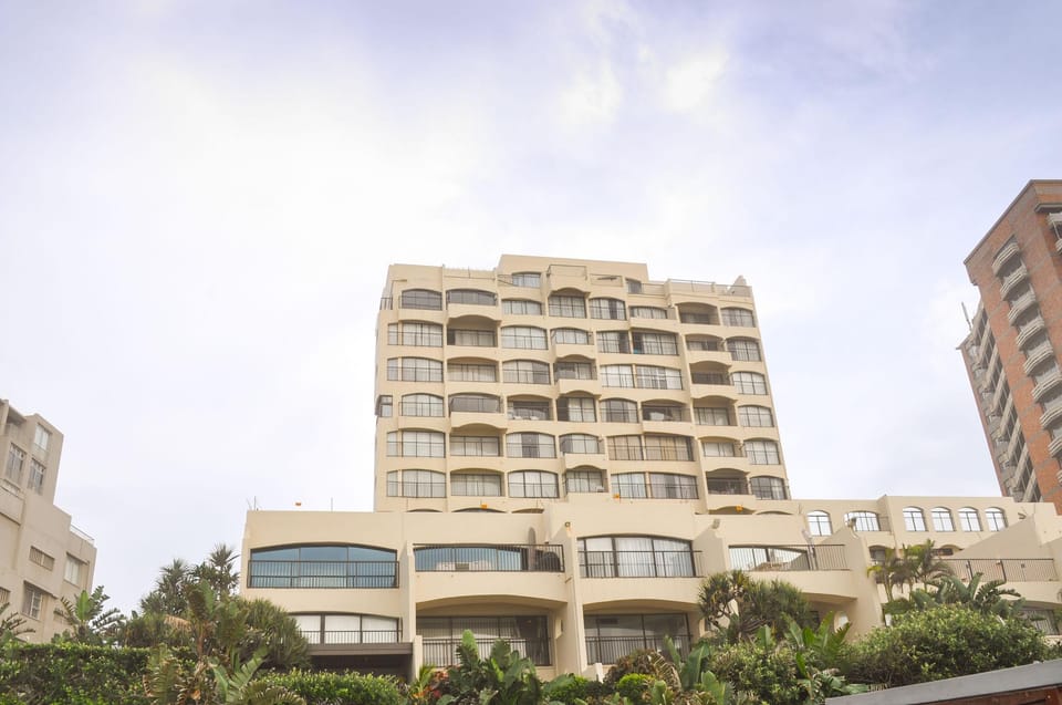 1002 Bermudas Hotel in Umhlanga