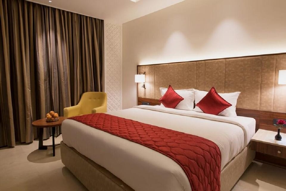 Aarya Mansion Hotel in Karnataka