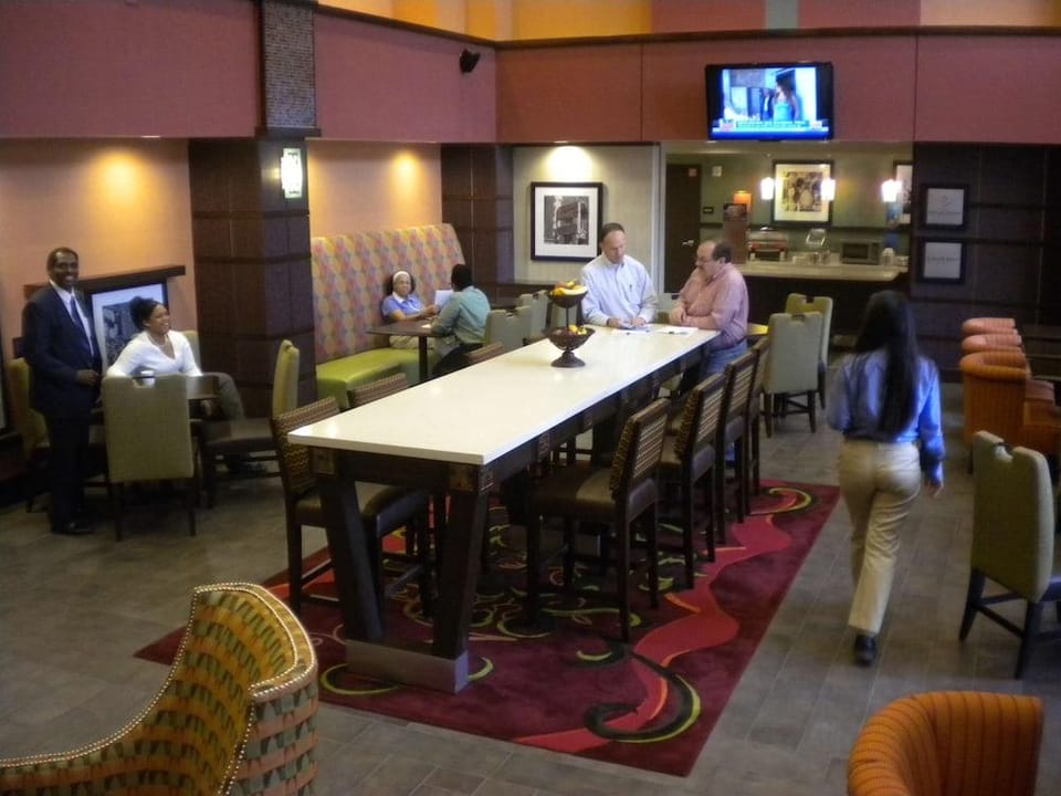 Hampton Inn & Suites Cincinnati/Uptown Hotel in Cincinnati