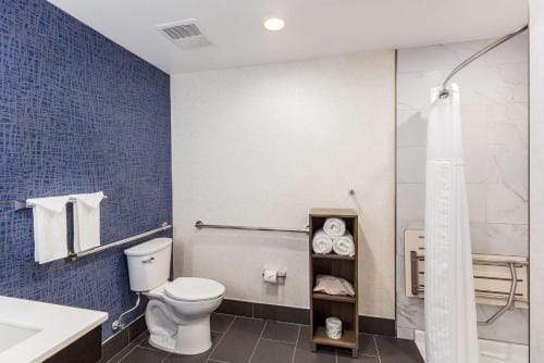 Shilo Inn Suites Hotel Pomona Hilltop Hotel in Pomona