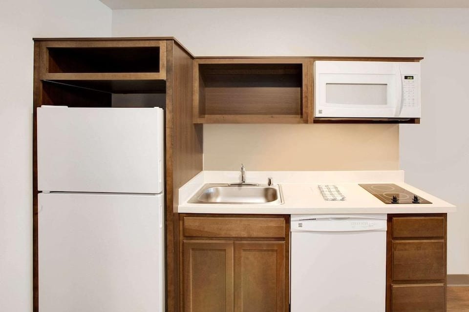 WoodSpring Suites North Dallas Hotel in Plano