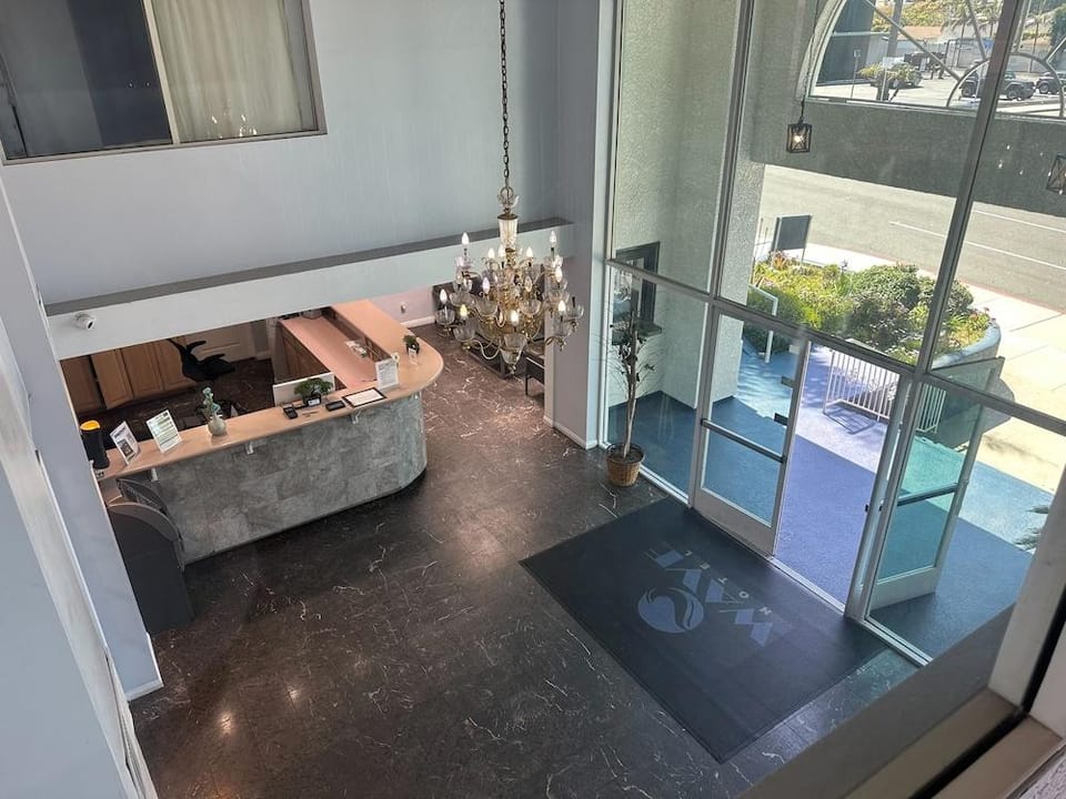 The Wave Hotel Hotel in Manhattan Beach