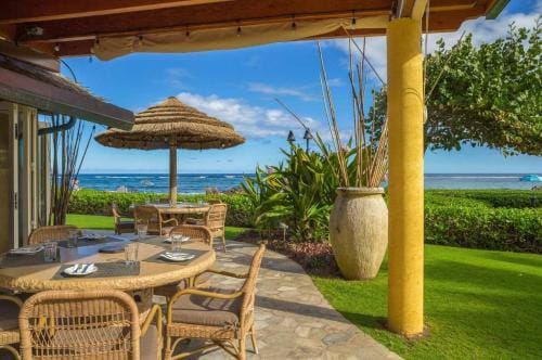 Waipouli Beach Resort Hotel in Kauai