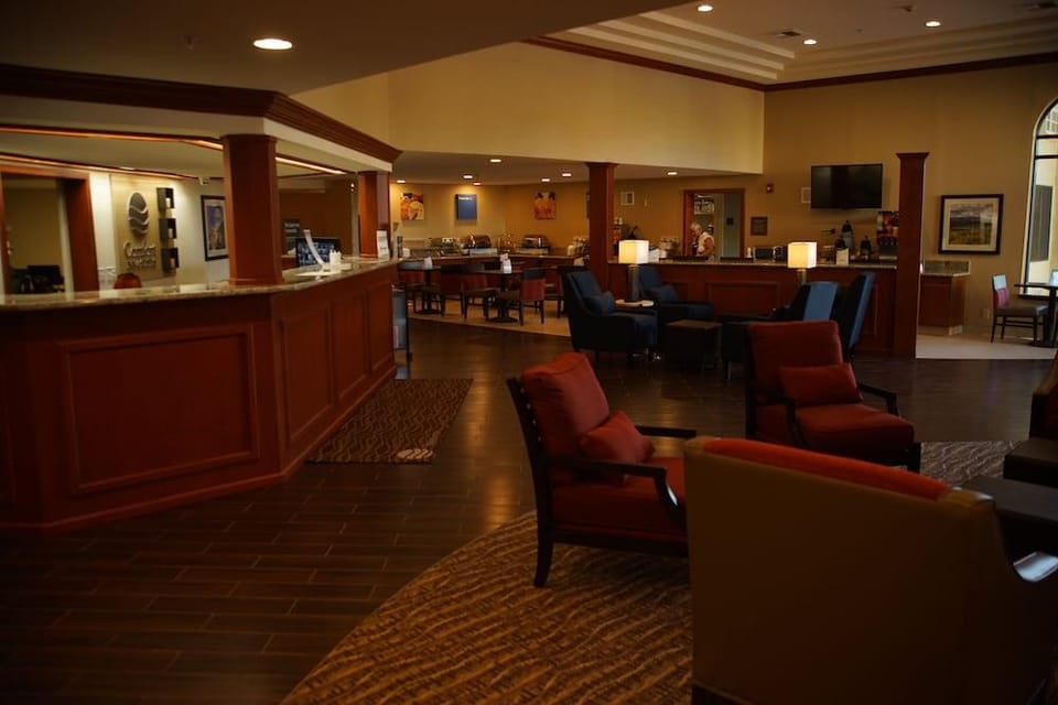Howard Johnson Inn & Suites Rocklin Hotel in Rocklin