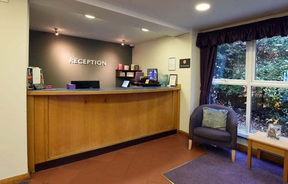 Holmfield Arms Hotel in Wakefield