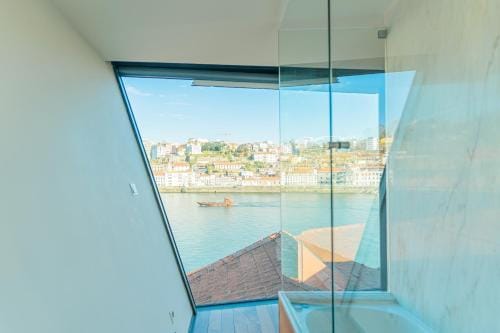 Douro Apartments - Luxury Views Hotel in Porto