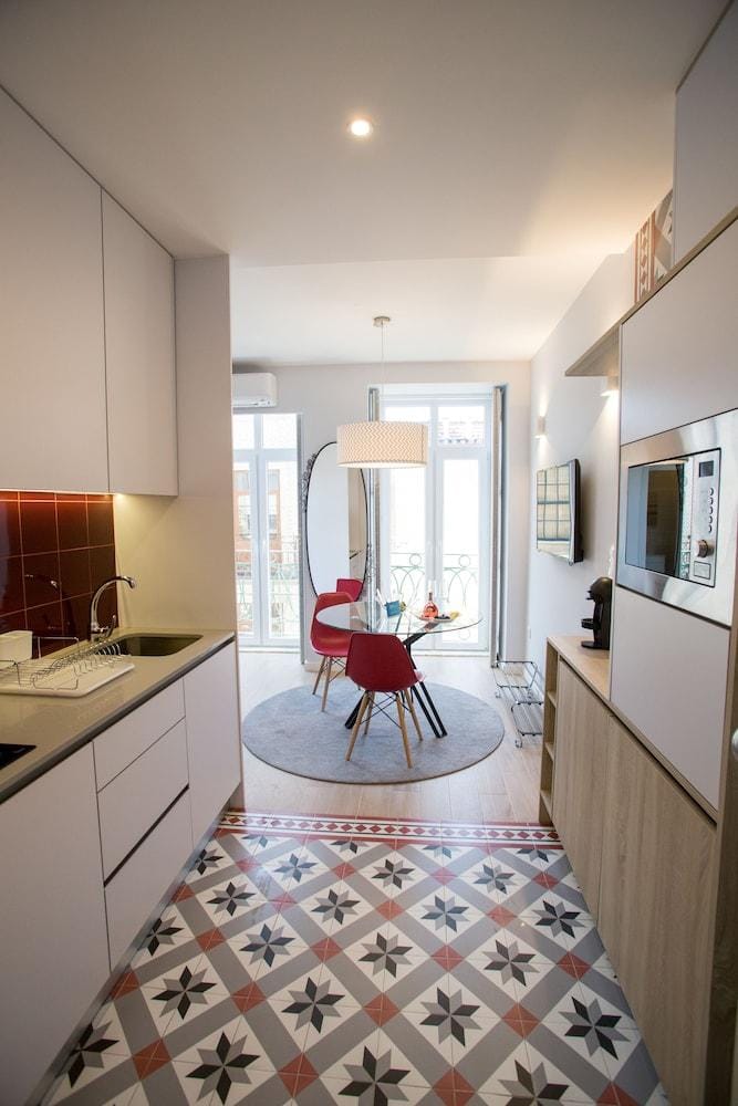 Porto Views & Wines by Porto City Hosts Hotel in Vila Nova de Gaia