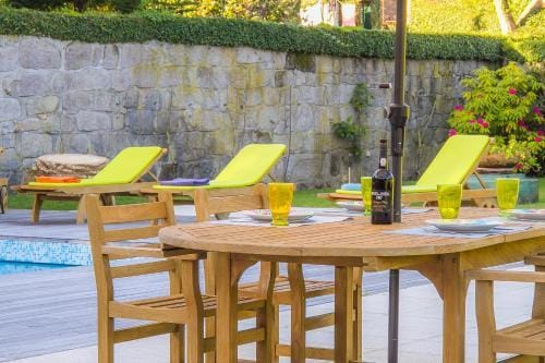 Liiiving in Porto | Garden Pool House Hotel in Porto