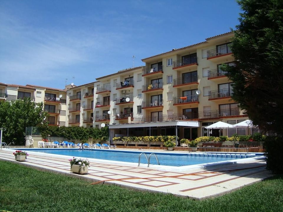 Payet Apartments 2-4 Personas Hotel in Baix Empordà