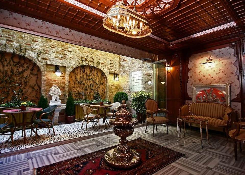 Hotel Niles Hotel in Istanbul