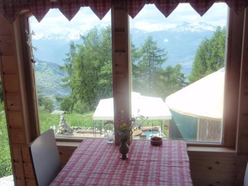Les Gites du Cairn Hotel in Canton of Valais