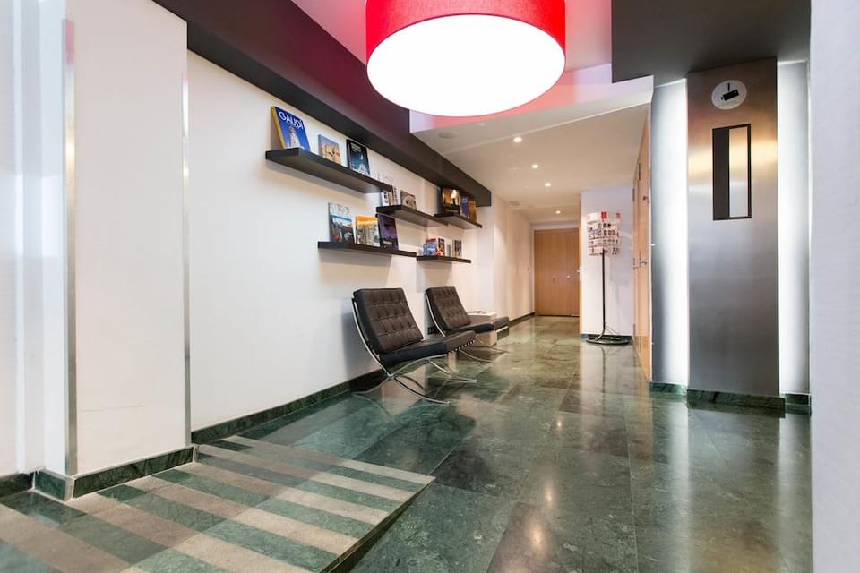 AinB Eixample Sagrada Familia Hotel in Barcelona
