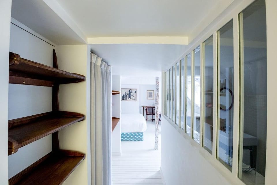 Le Petit Manoir Hotel Hotel in Paris