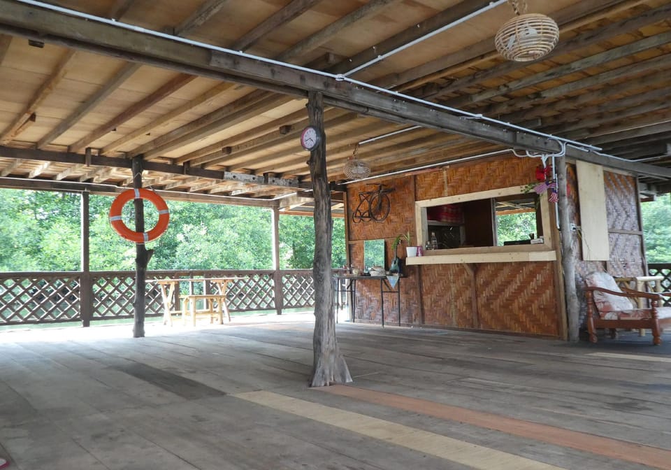 Bakau Hijau Riverlodge - Hostel Hotel in Kedah
