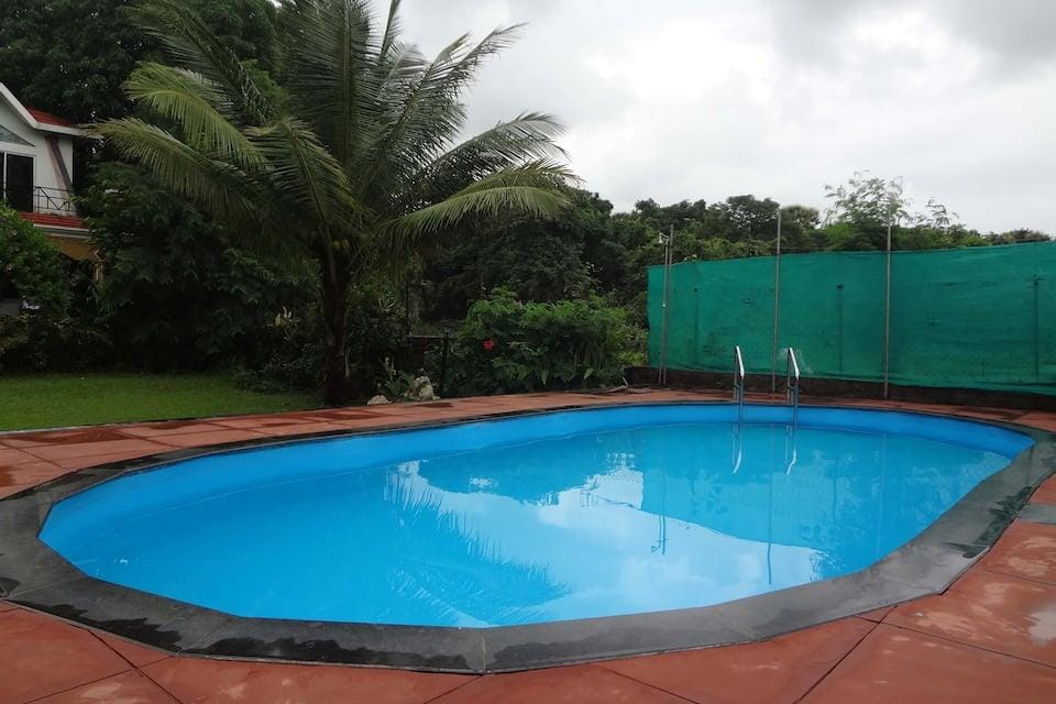 Ghanvatkar Bunglow Hotel in Maharashtra