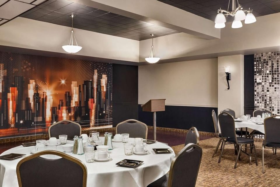 Super 8 Sarnia ON Hotel in Port Huron